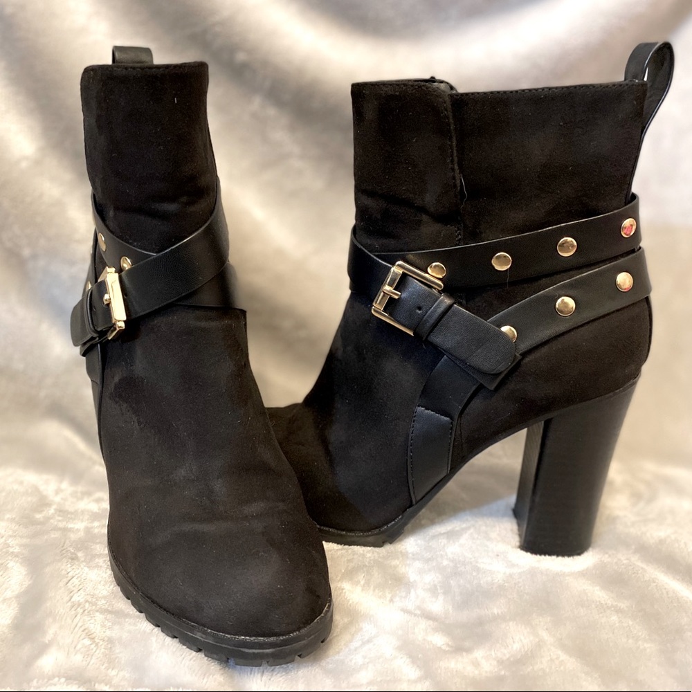 High heel boots